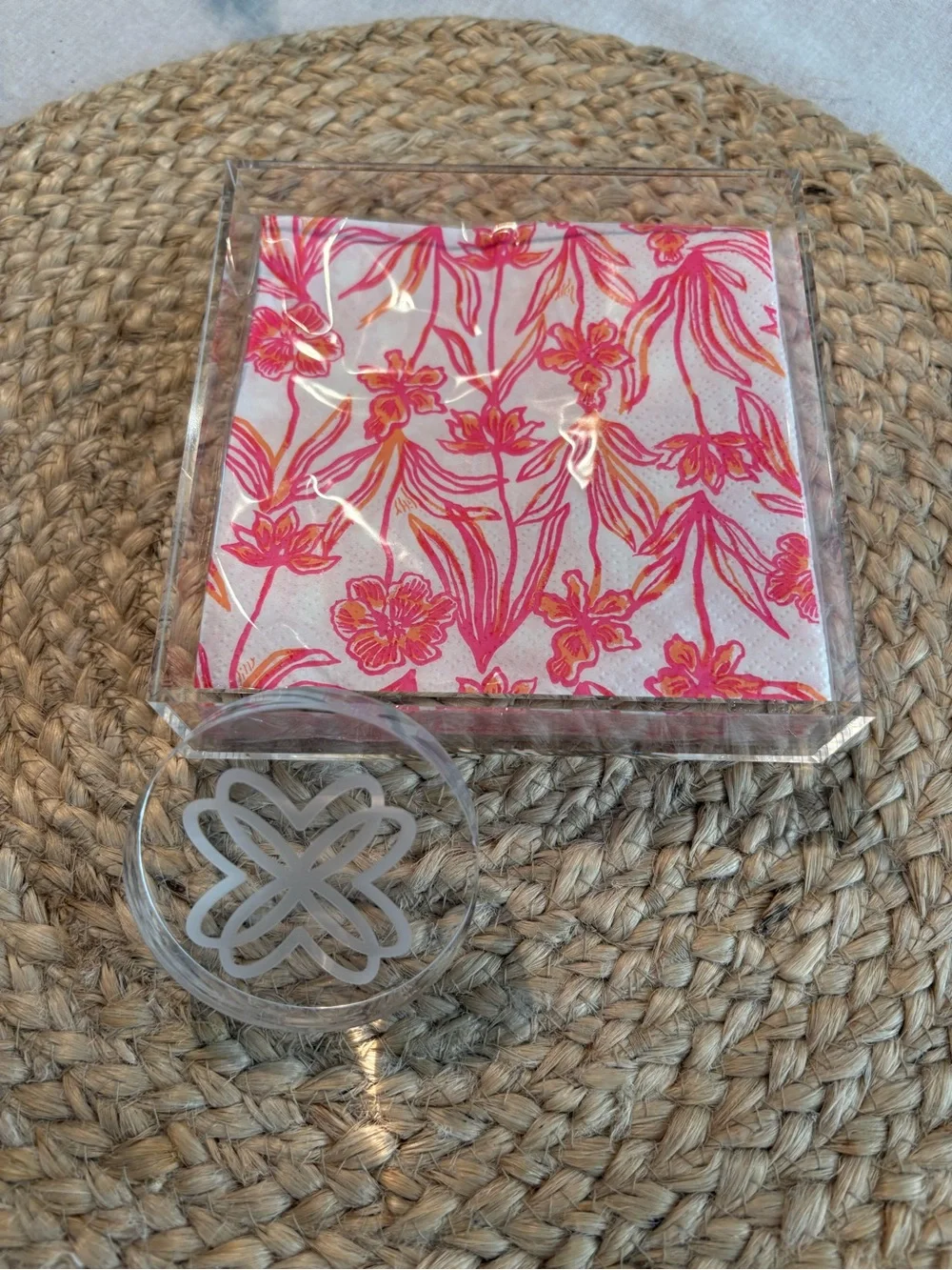 Lilly Pulitzer Napkin Holder, Weight, Napkins